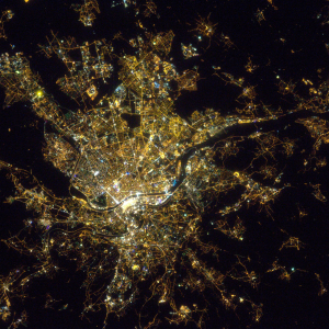 Vue de Lyon par Thomas Pesquet, photo, 2017 © ESA / NASA