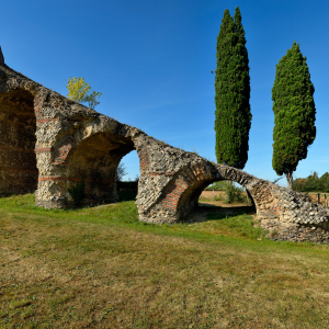 L'Aqueduc Romain du Gier - © Philippe Schuller
